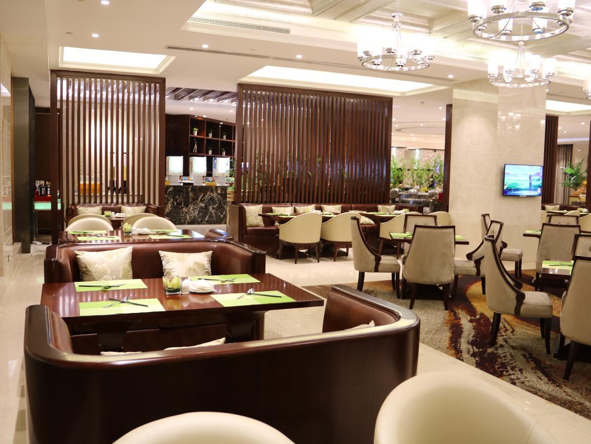 Jinqian Jiahua International Hotel Chishui  Екстериор снимка