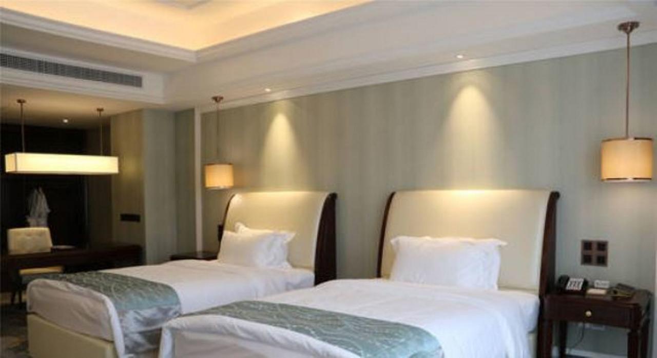 Jinqian Jiahua International Hotel Chishui  Екстериор снимка