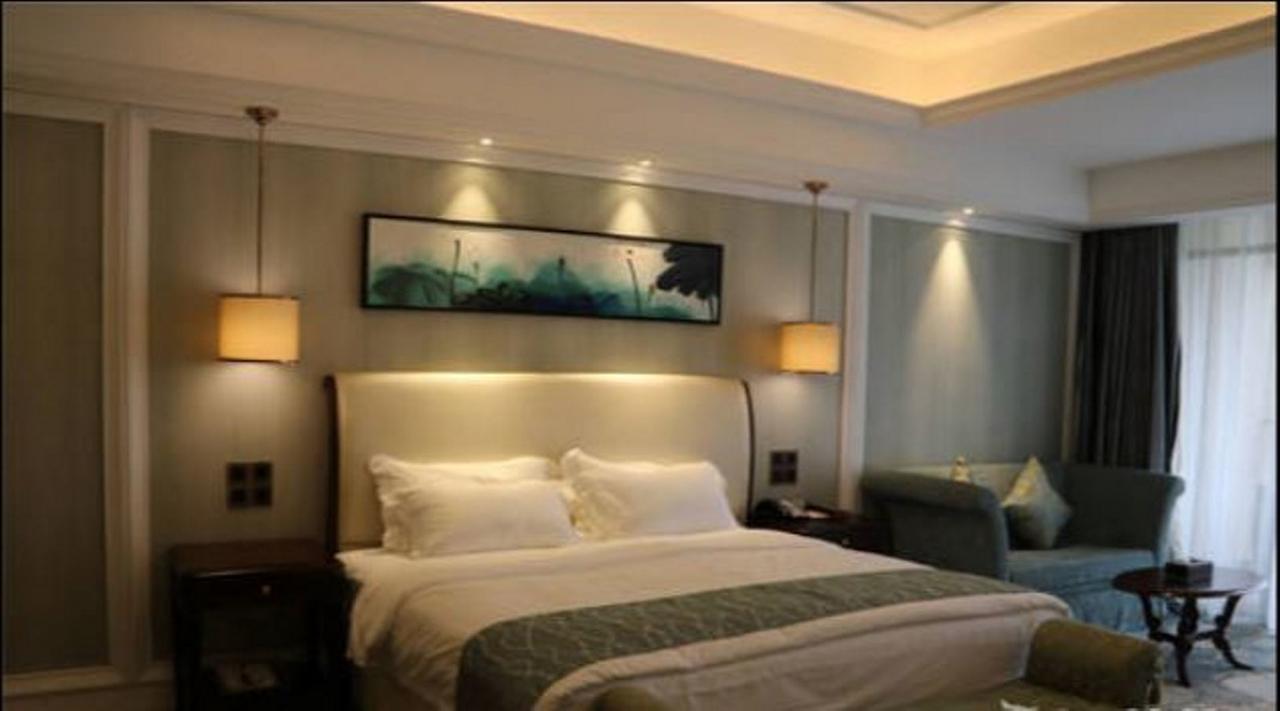 Jinqian Jiahua International Hotel Chishui  Екстериор снимка