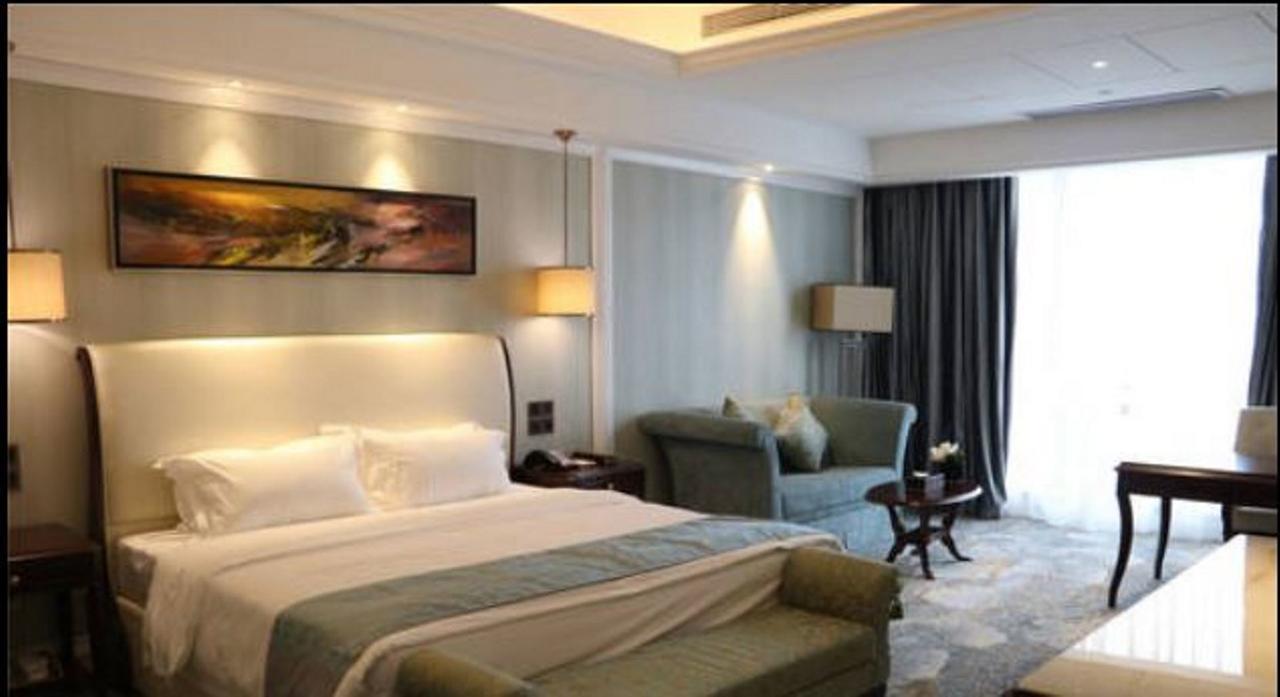 Jinqian Jiahua International Hotel Chishui  Екстериор снимка