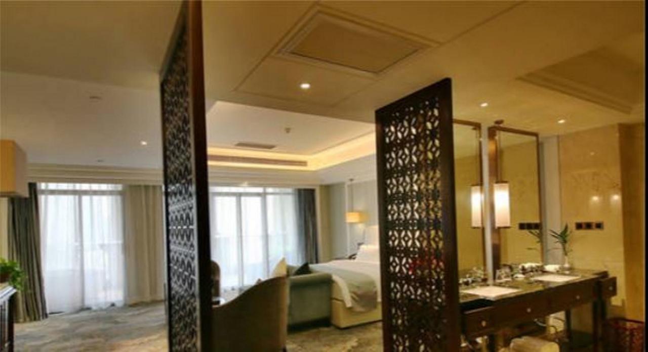 Jinqian Jiahua International Hotel Chishui  Екстериор снимка