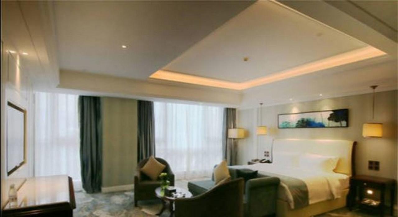 Jinqian Jiahua International Hotel Chishui  Екстериор снимка